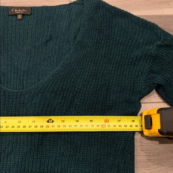 Aritzia Babaton "Jarrod" linen & silk green sweater (size XXS) - Picture 6 of 10